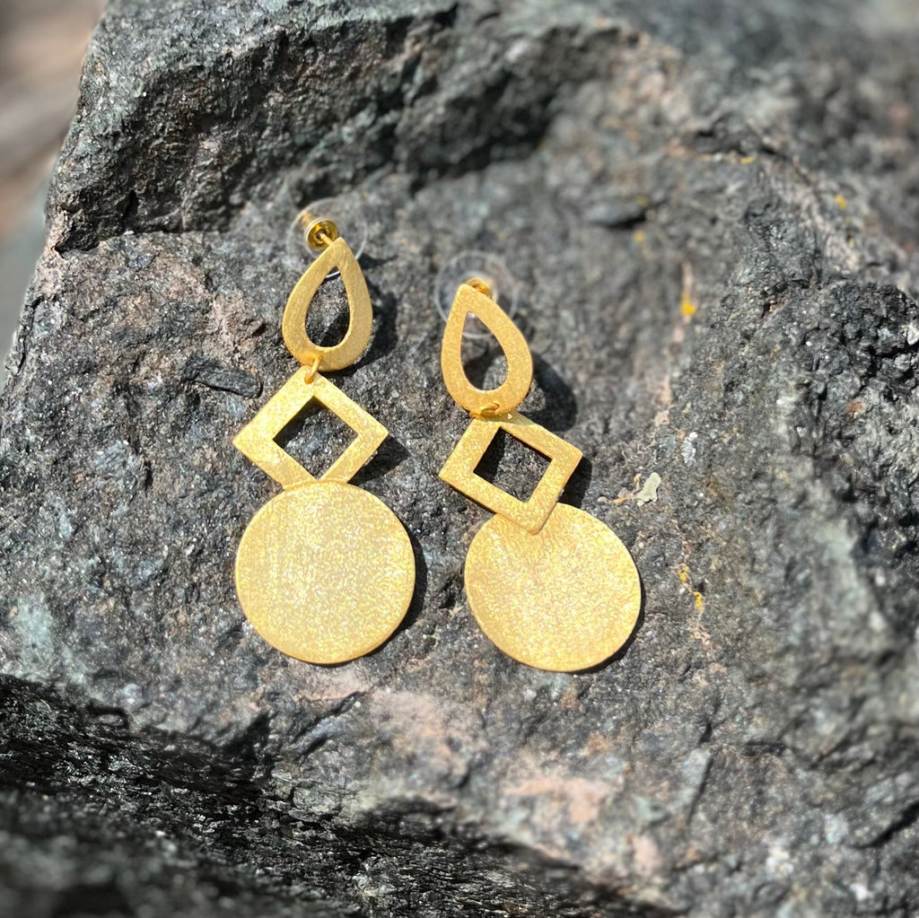 Natural Radiance Frosted Gold Earrings - Filosophy