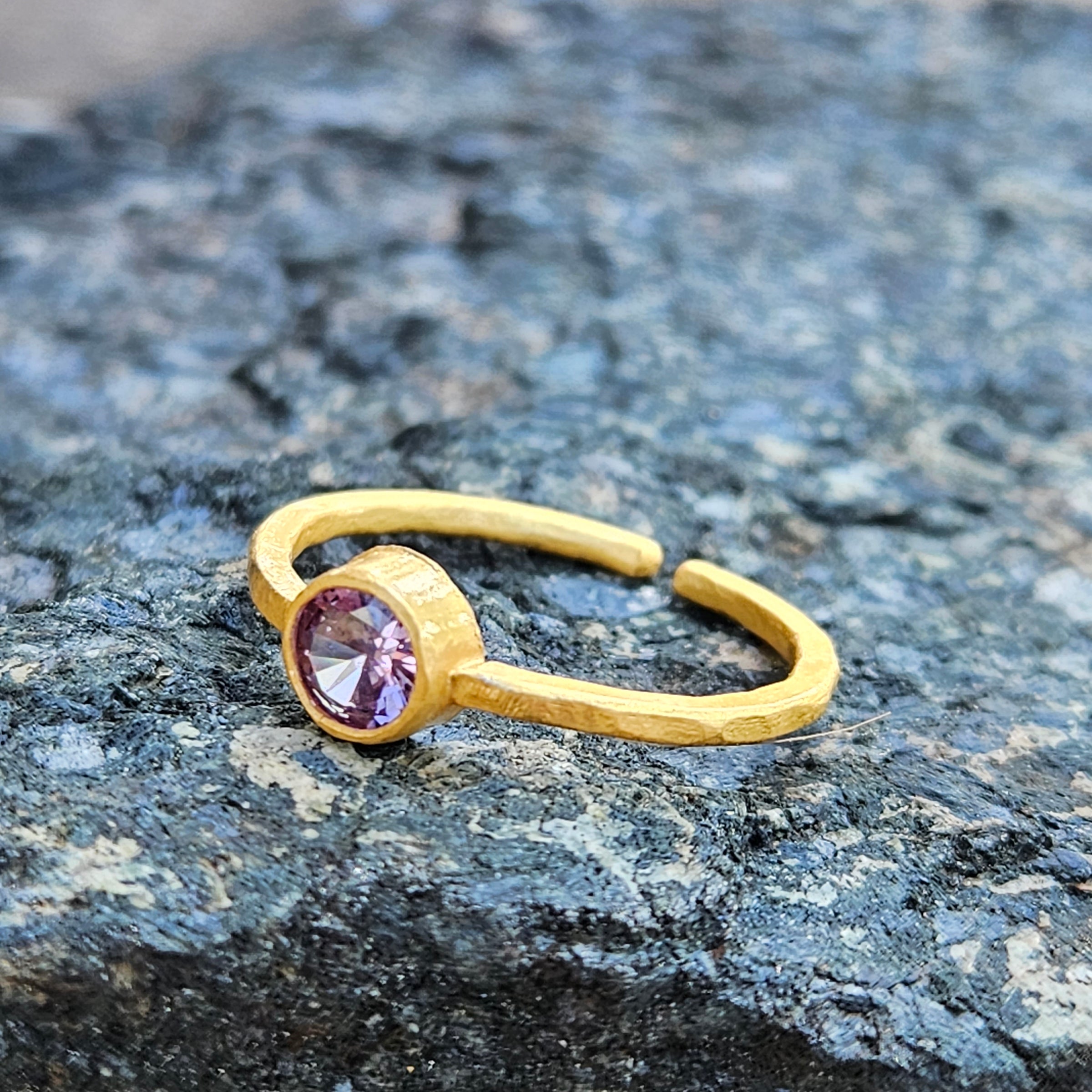 Amethyst Rough Stone Ring – Sehaya